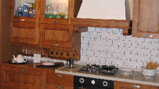 PRODOMO - Cucina in rovere massello cm 375 Offerta internet € 3.980 (listino 7.250€ sconto 45%) 	